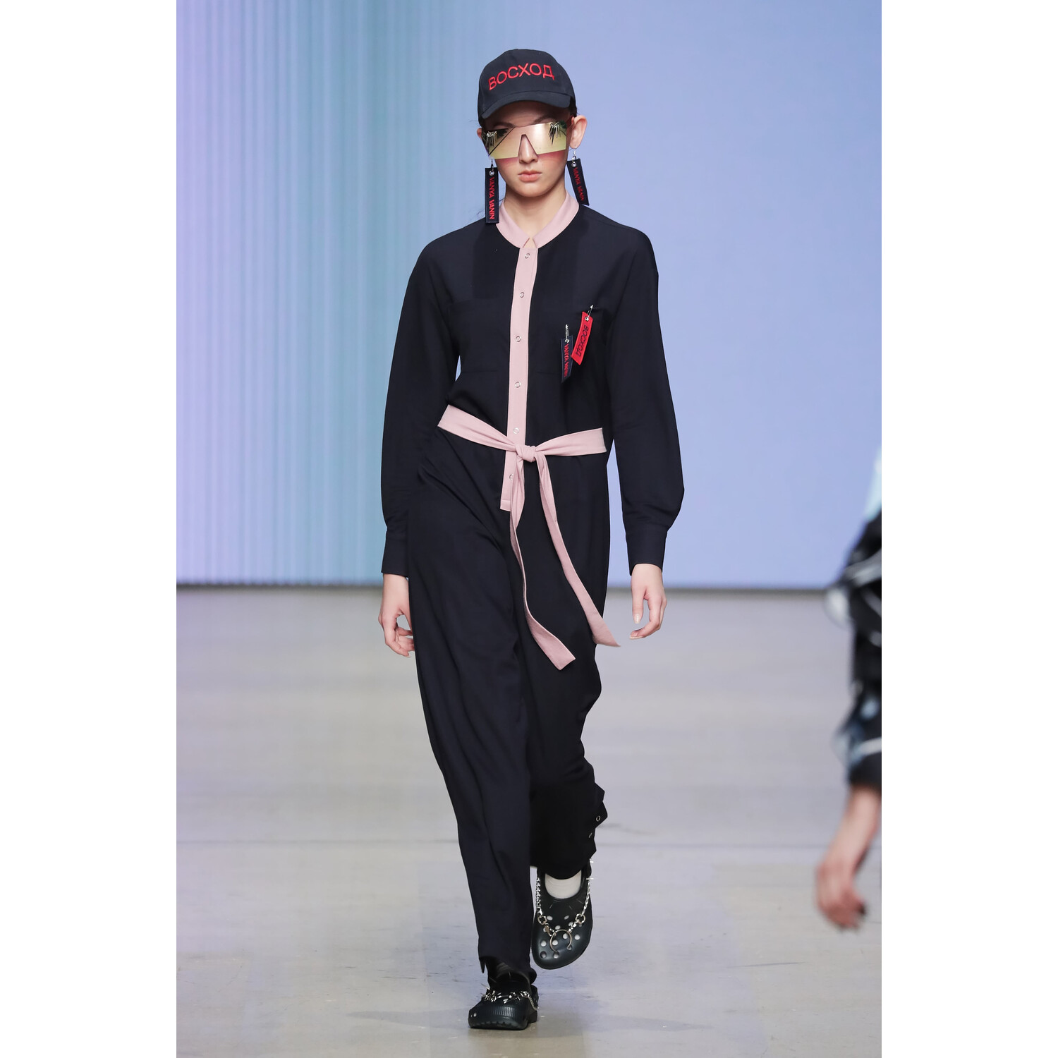 Фото Vanya Vanin Spring 2019 Ready-to-Wear / Ваня Ванин весна-лето 2019 / Неделя моды: Москва